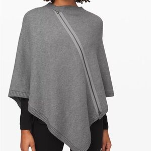 LuLuLemon On the go poncho gray o/s